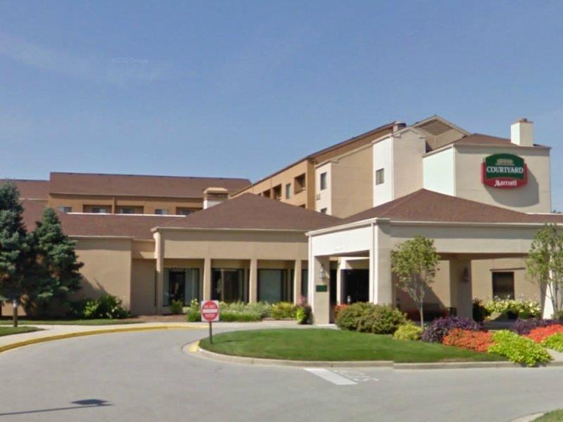 Courtyard By Marriott Indianapolis Airport Hotel Exterior foto