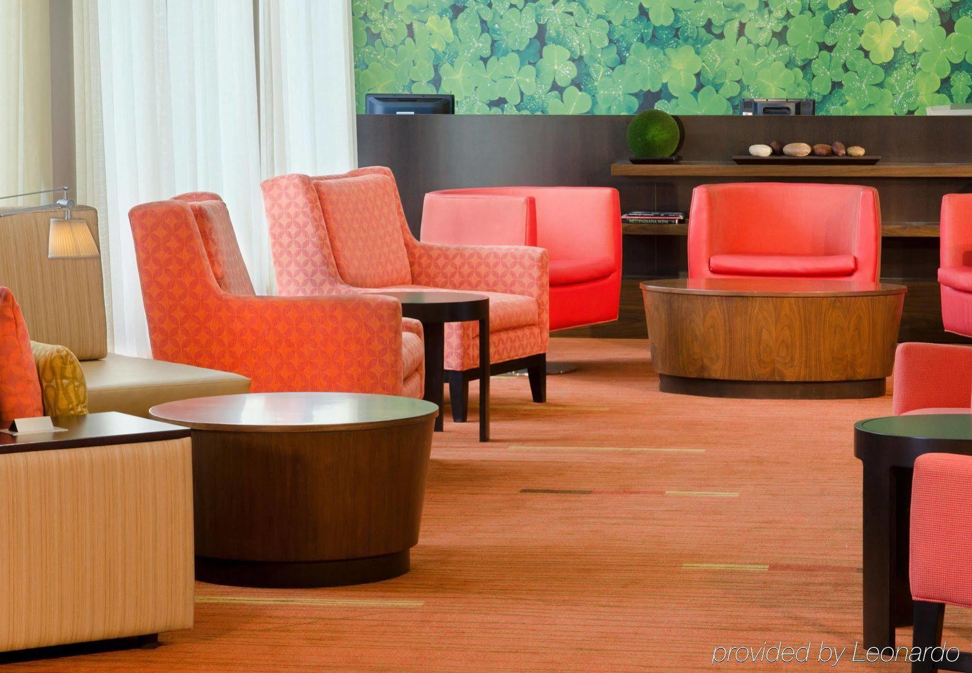 Courtyard By Marriott Indianapolis Airport Hotel Exterior foto