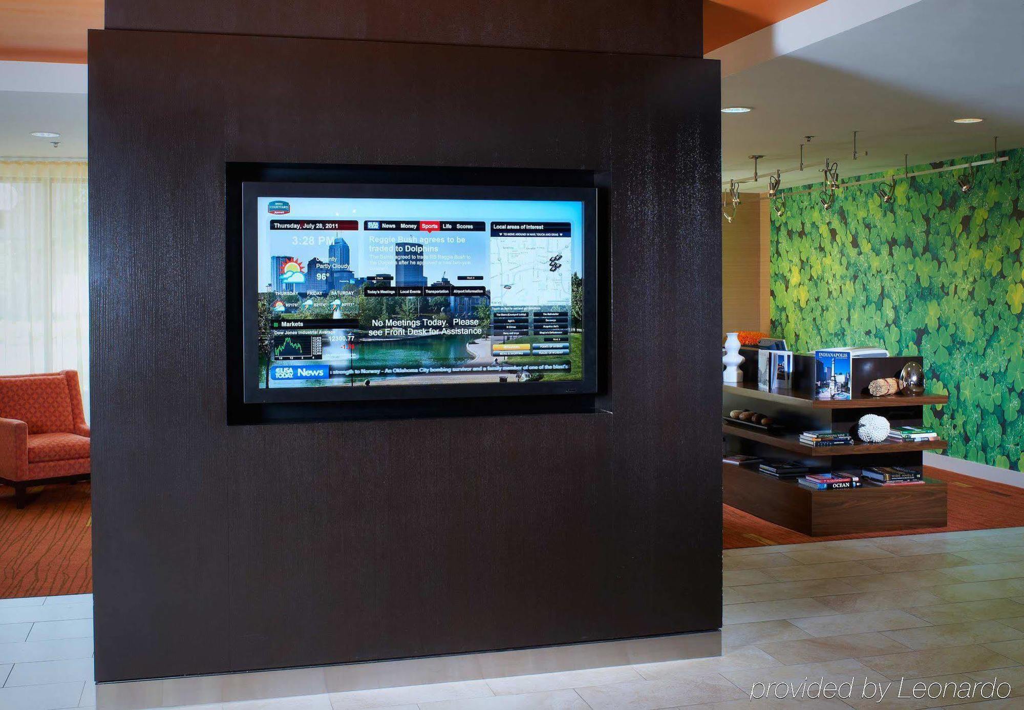 Courtyard By Marriott Indianapolis Airport Hotel Exterior foto