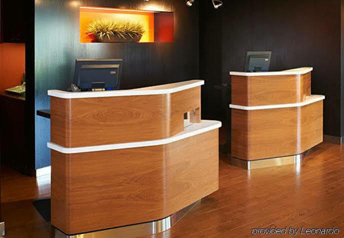 Courtyard By Marriott Indianapolis Airport Hotel Exterior foto